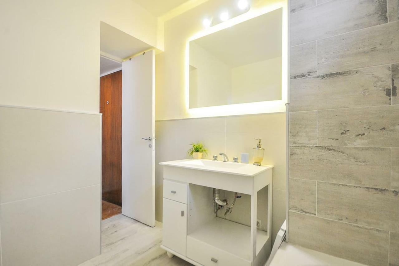 Apartamento En El Mejor Sitio De Recoleta Buenos Aires Dış mekan fotoğraf
